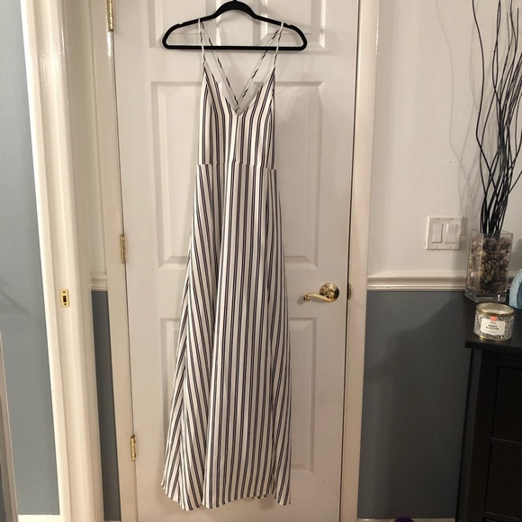 Windsor Maxi Dress - Picture 3 of 8